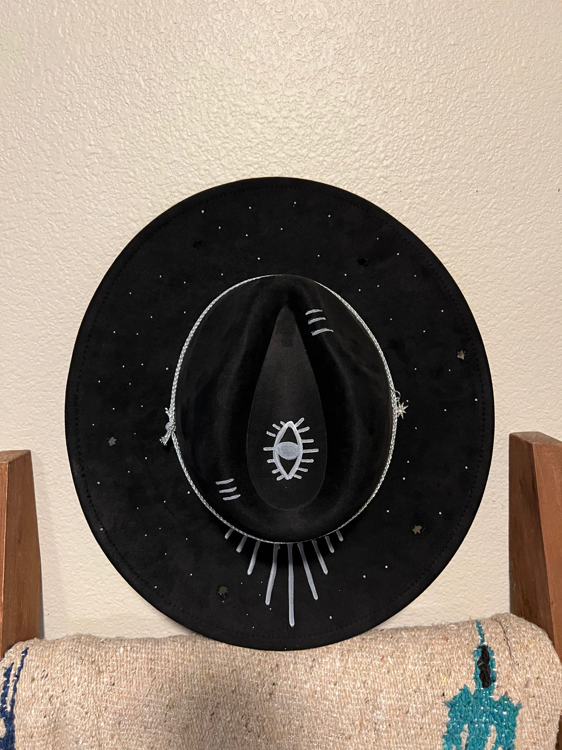 ONE SIZE: Vegan Suede Black Hat with Stars - Wide Brim Fedora